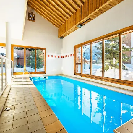 Stunning Mountain With Heated Pool Apartment Samoëns