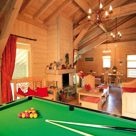 Stunning Mountain With Heated Pool Apartment *
