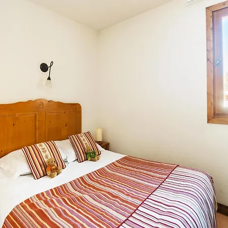 Stunning Mountain With Heated Pool Apartment *