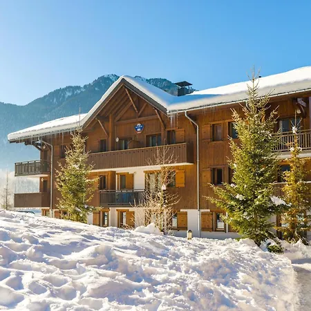 Apartment Stunning Mountain With Heated Pool Samoëns
